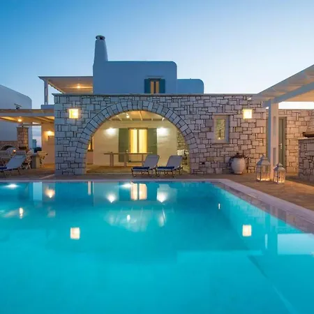 Dionysos In Holiday home *