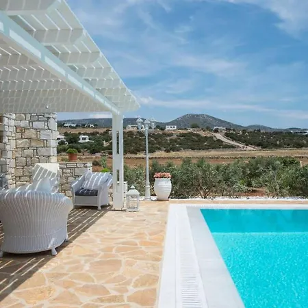 Dionysos In Holiday home *