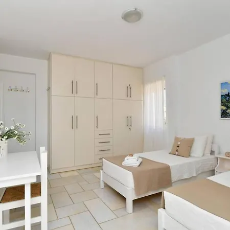 Dionysos In * Αλυκή