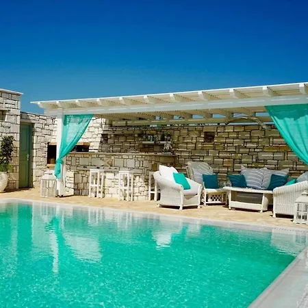 Dionysos In Holiday home