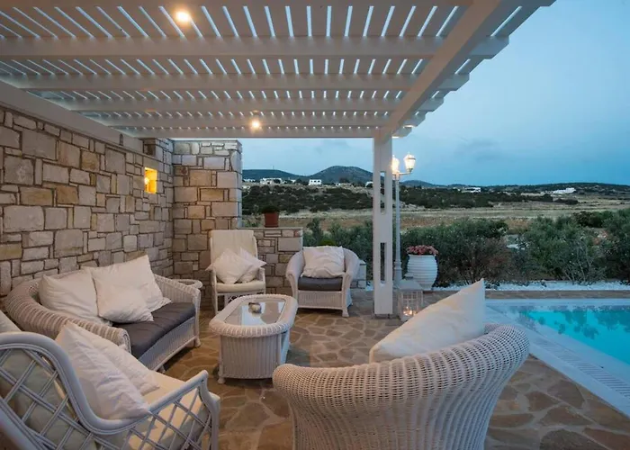 Dionysos In Holiday home