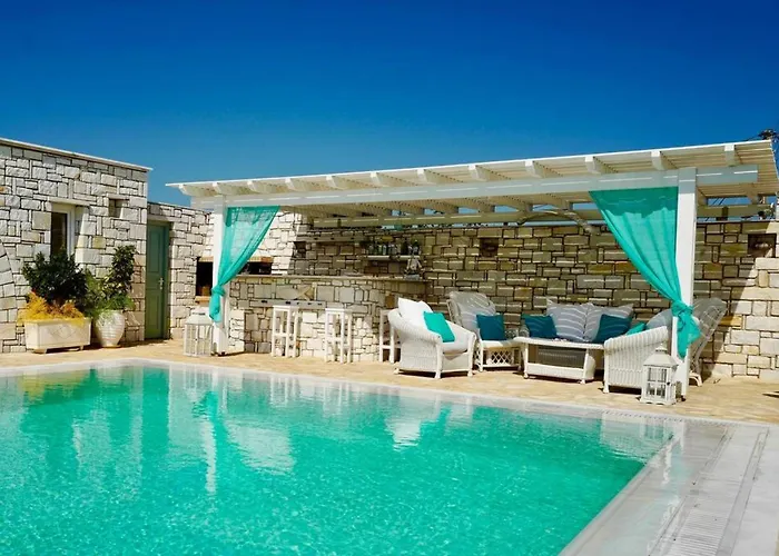 Dionysos In Holiday home